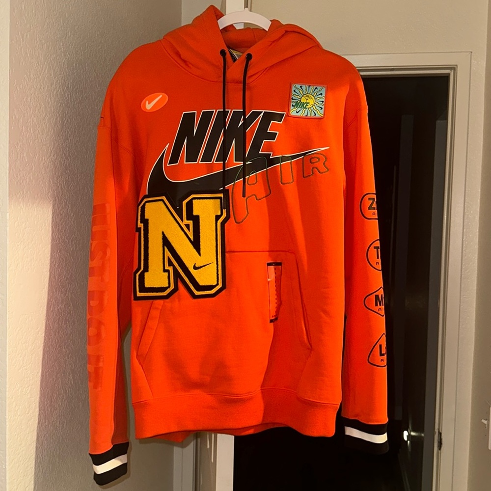 Small, orange, Nike hoodie